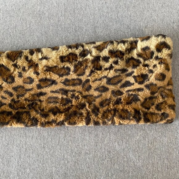 Adrienne Landau Scarf Animal Print Faux Fur Pull Through Scarf - Picture 9 of 13